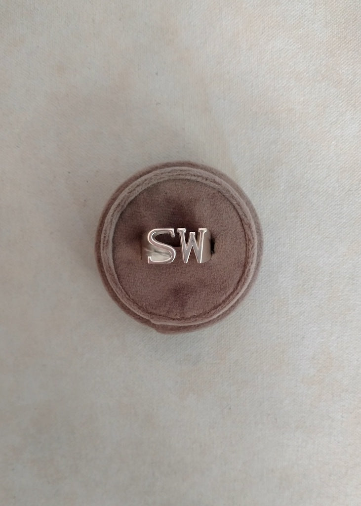 Johnny Initial Ring (original)