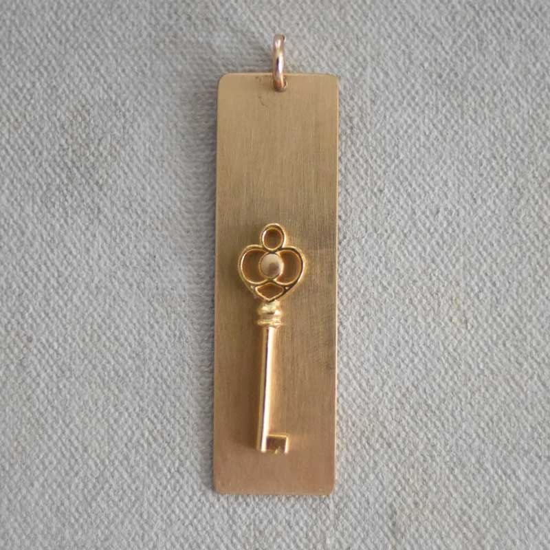 Key Plate Charm (M)