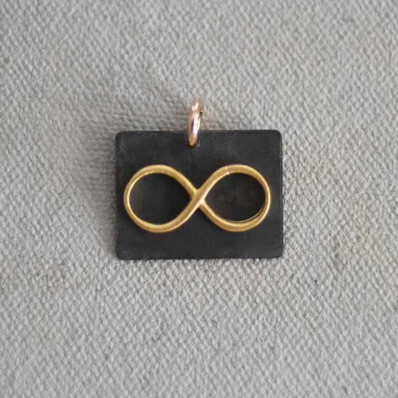 Infinity Plate Charm