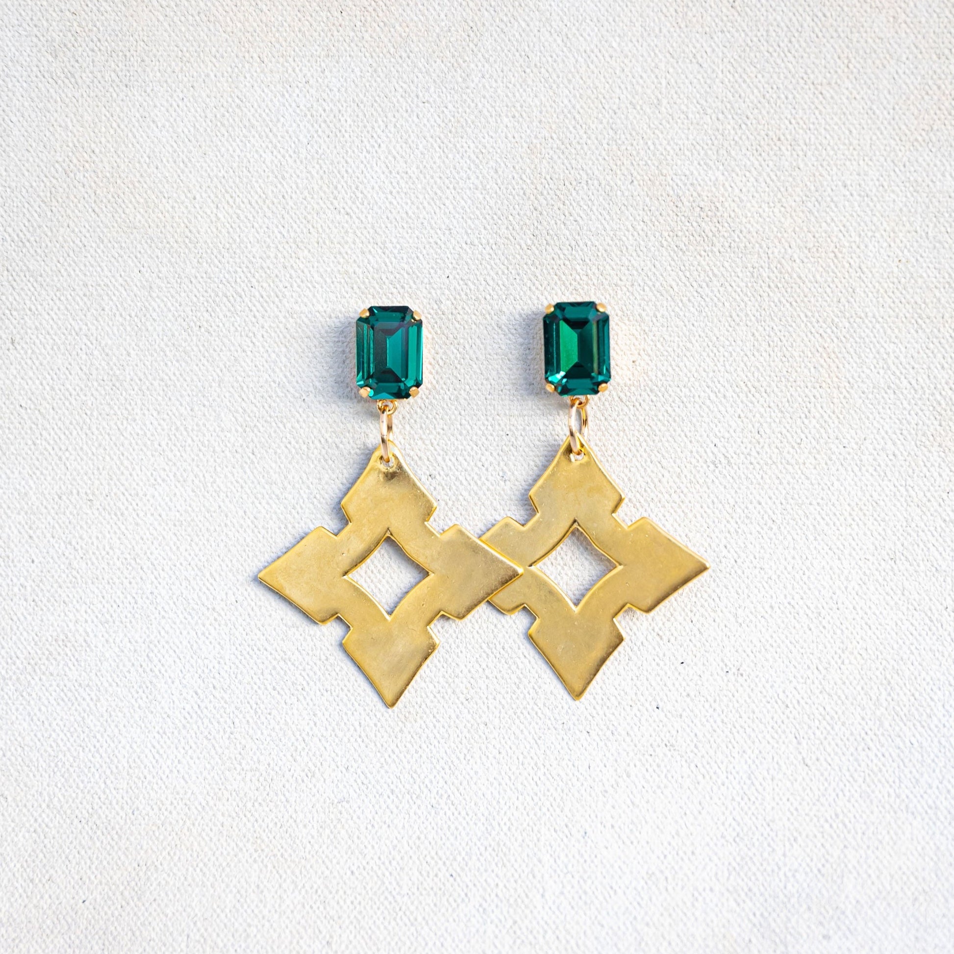 The Emerald Focus Earrings